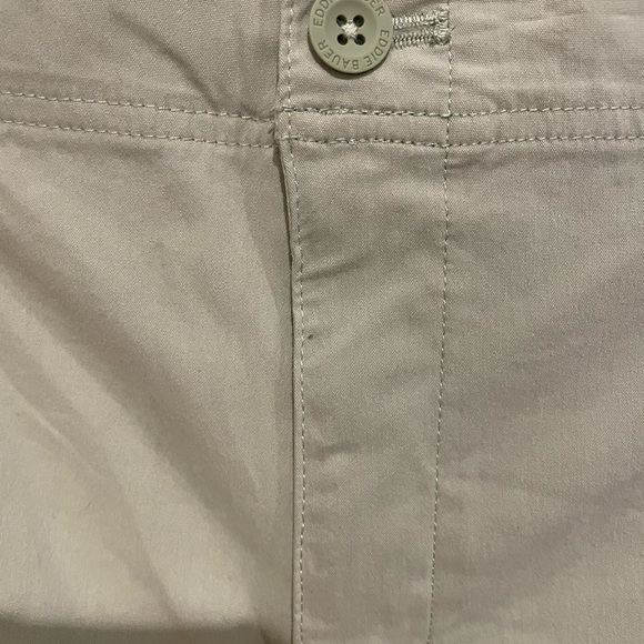 NWT Eddie Bauer Slightly Curvy cuffed hem shorts in Sage green. Size 18 - Picture 3 of 7